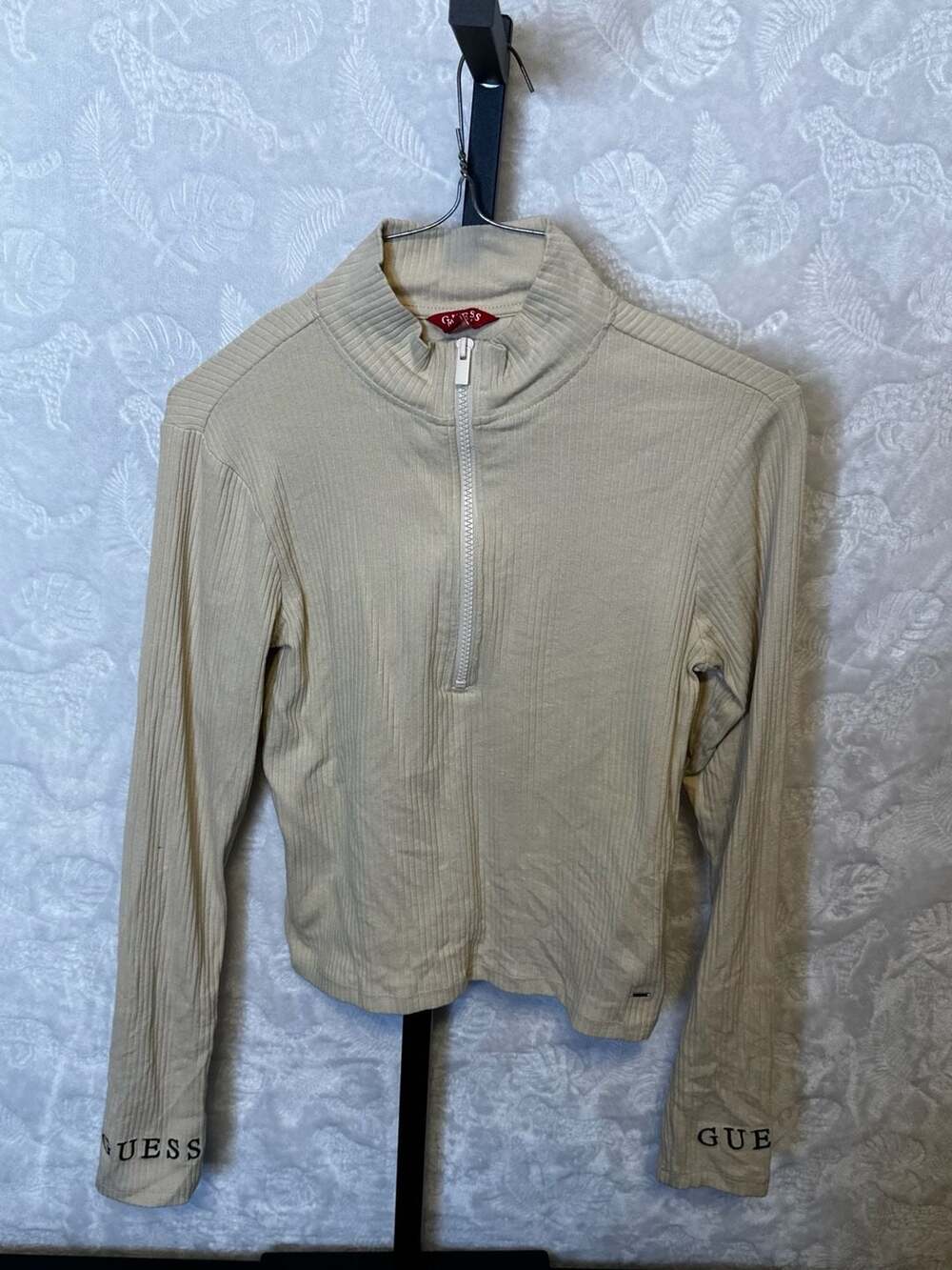 GUESS Ribbed Quarter-Zip Mock Neck Long Sleeve Top Size M